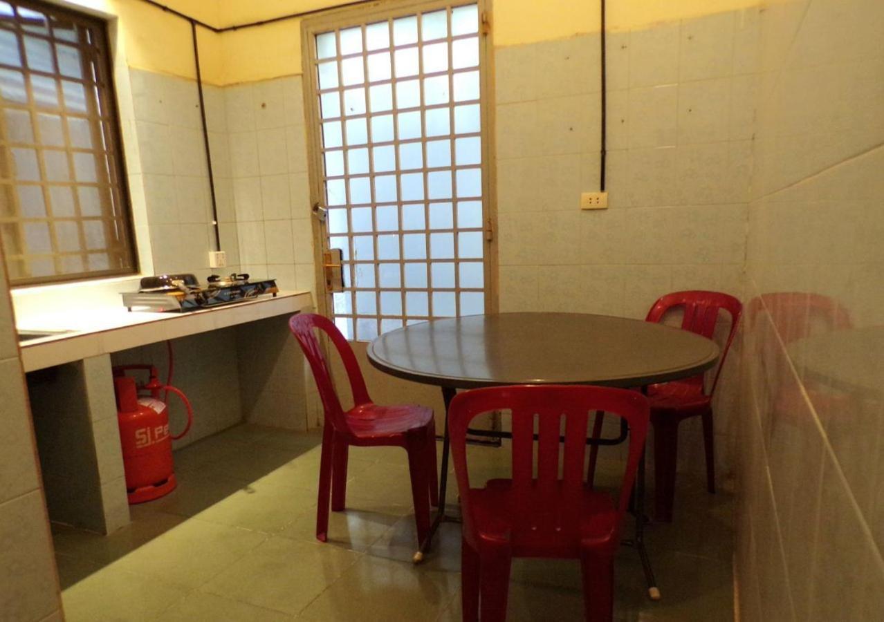 Dimocrata Phnom Penh Exterior foto